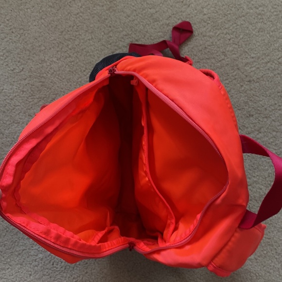 Neon pink under armor back pack. - Picture 3 of 5